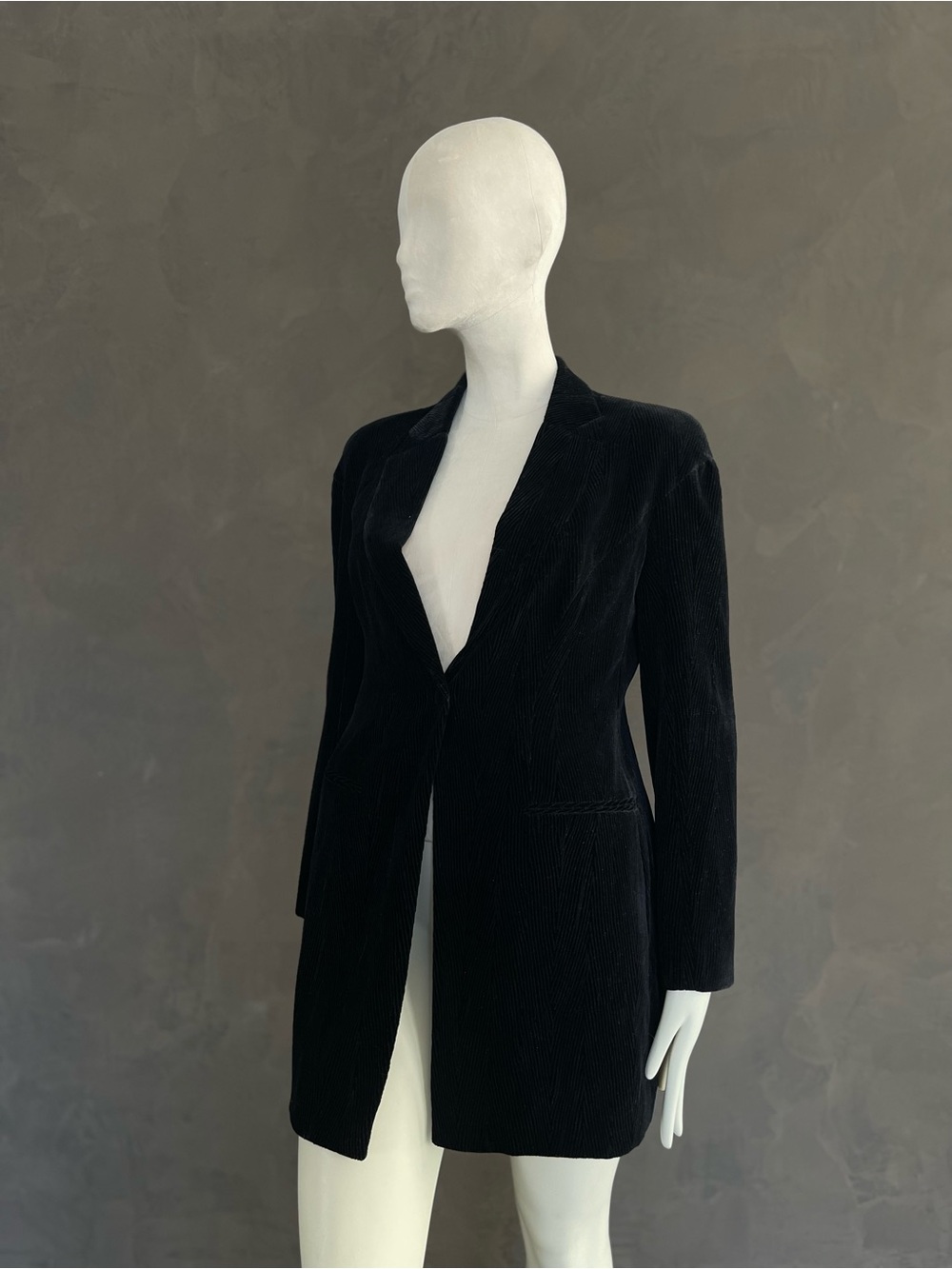 Giorgio Armani Black Corduroy Longline Blazer Silk Blend Silk Lined IT 46